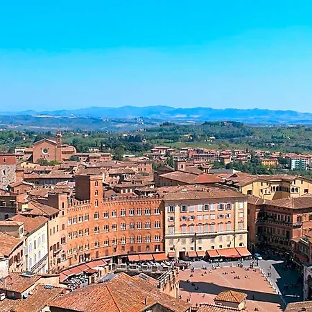 Italia سيينا